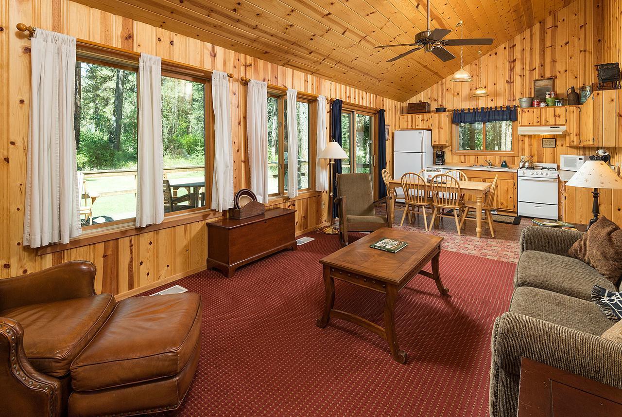 Lake Creek Lodge เบนด์ ภายนอก รูปภาพ