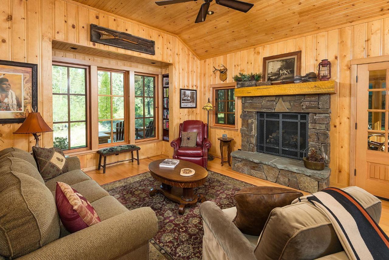 Lake Creek Lodge เบนด์ ภายนอก รูปภาพ
