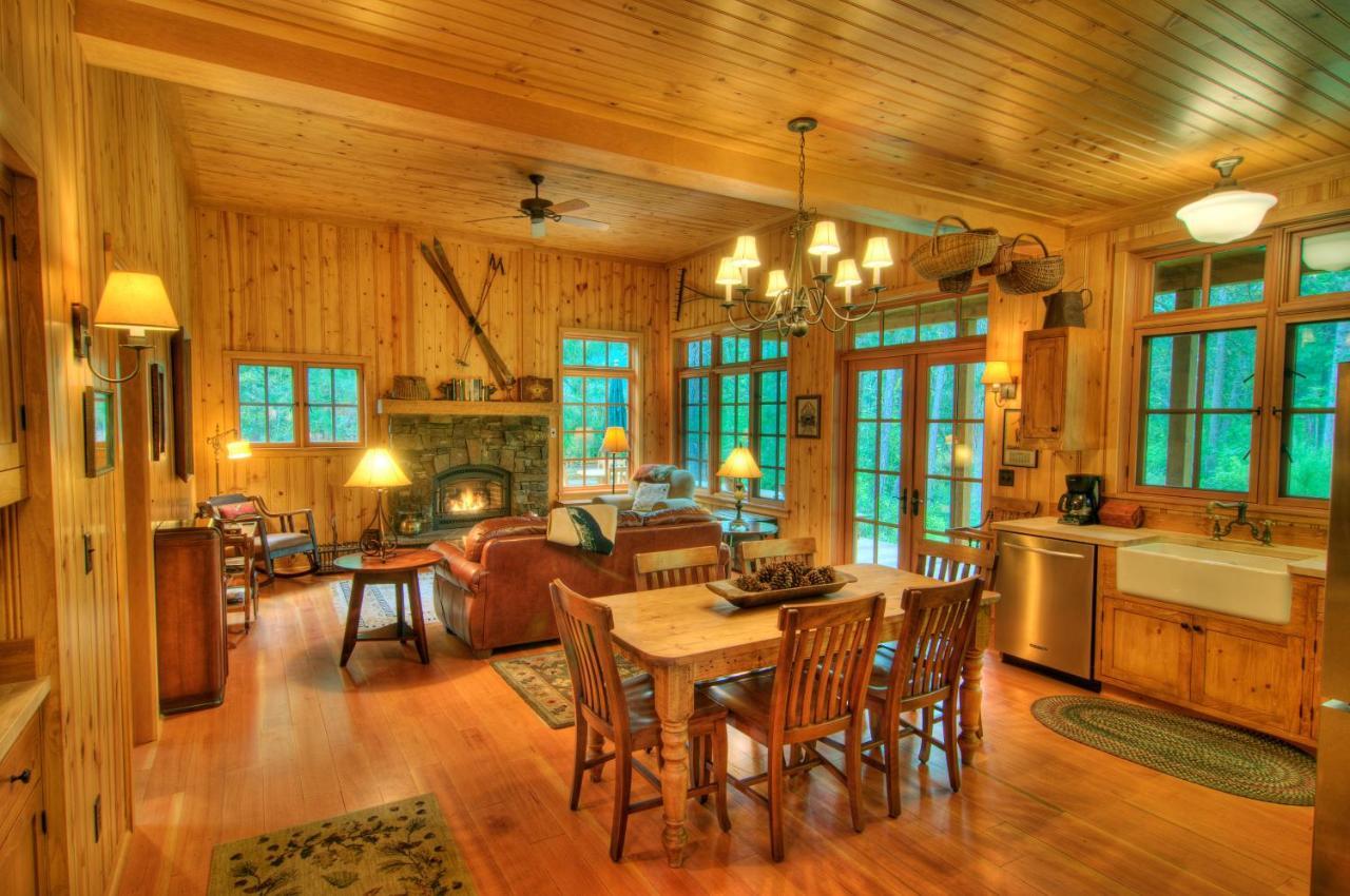 Lake Creek Lodge เบนด์ ภายนอก รูปภาพ