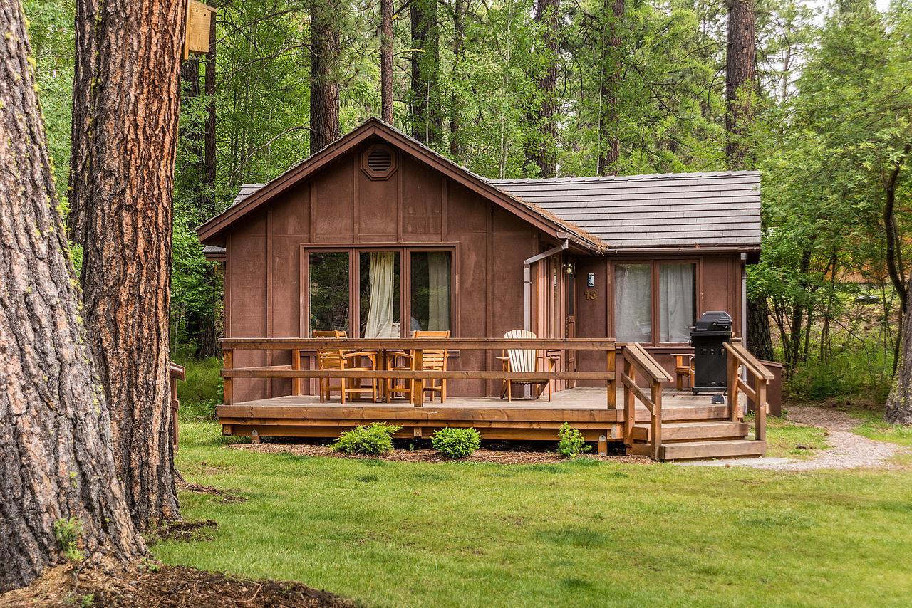 Lake Creek Lodge เบนด์ ภายนอก รูปภาพ