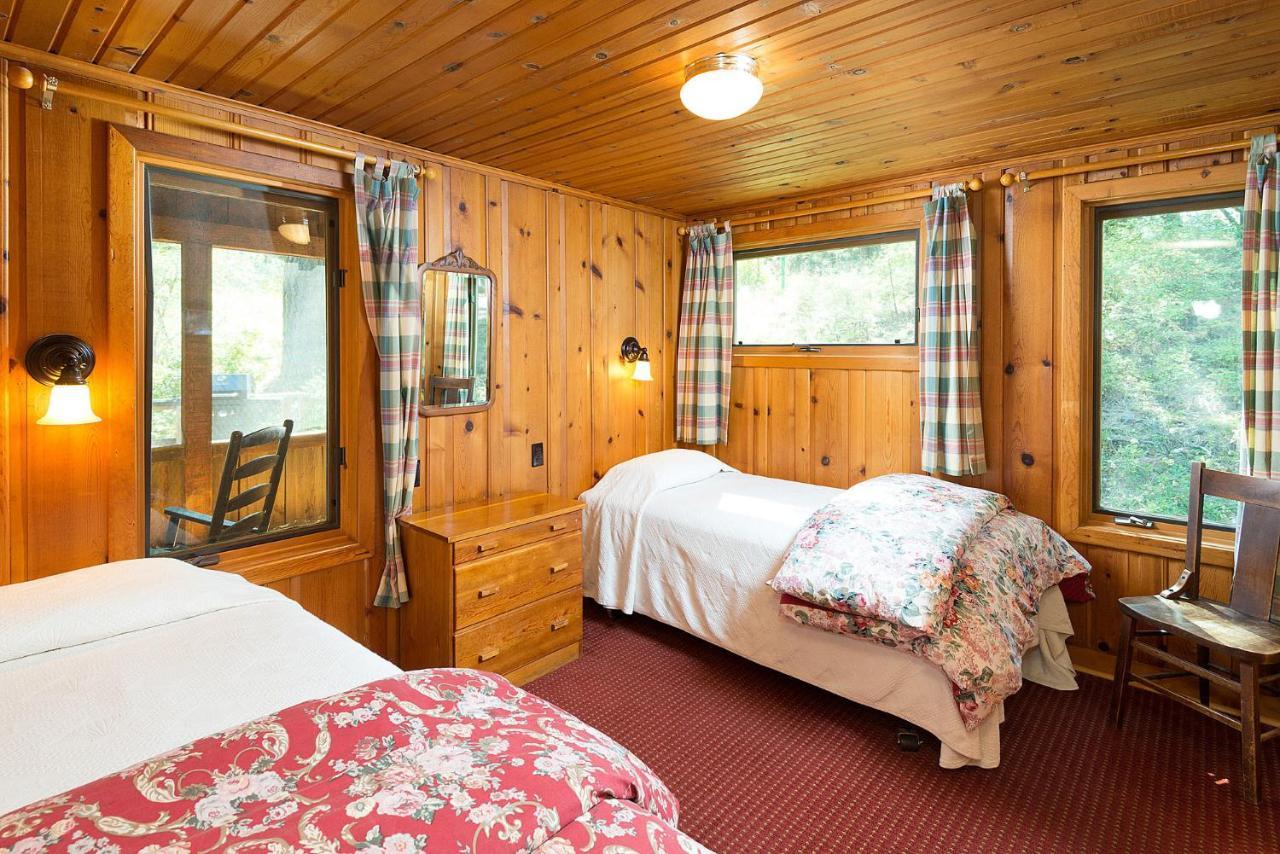 Lake Creek Lodge เบนด์ ภายนอก รูปภาพ