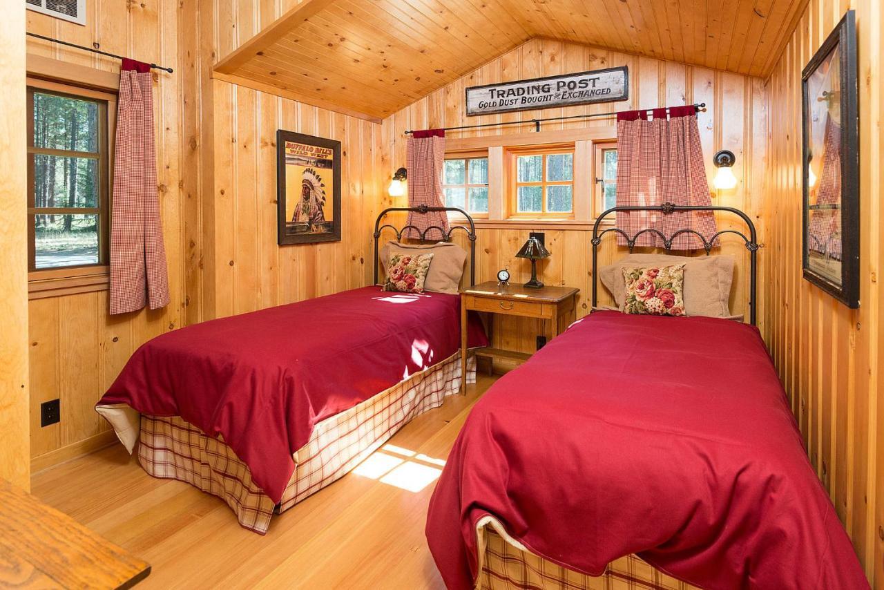 Lake Creek Lodge เบนด์ ภายนอก รูปภาพ
