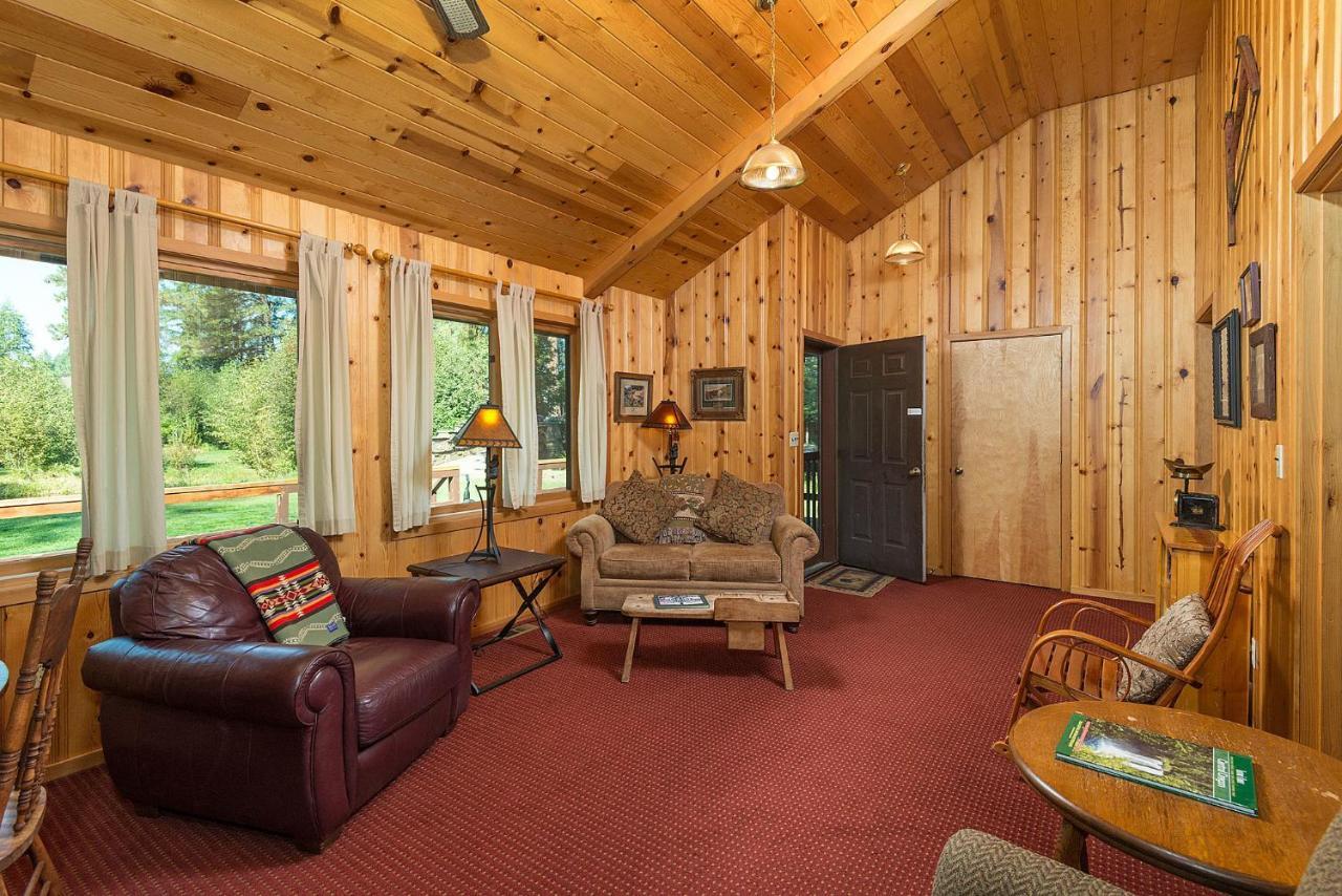 Lake Creek Lodge เบนด์ ภายนอก รูปภาพ